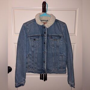 Levi's 90’s Sherpa Trucker Jacket